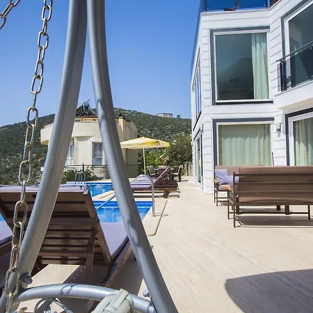 Ata * Kalkan