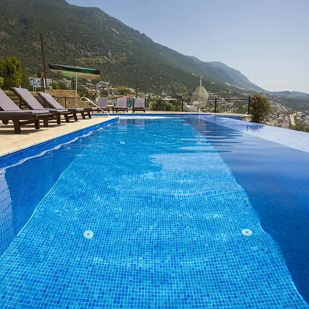 Ata Willa Kalkan